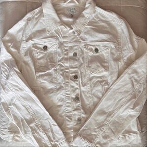Time and Tru White Denim Jean Jacket